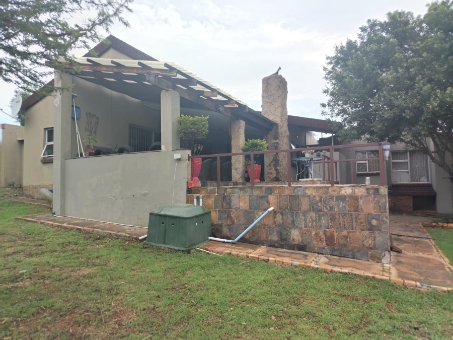 3 Bedroom Property for Sale in Swartruggens North West